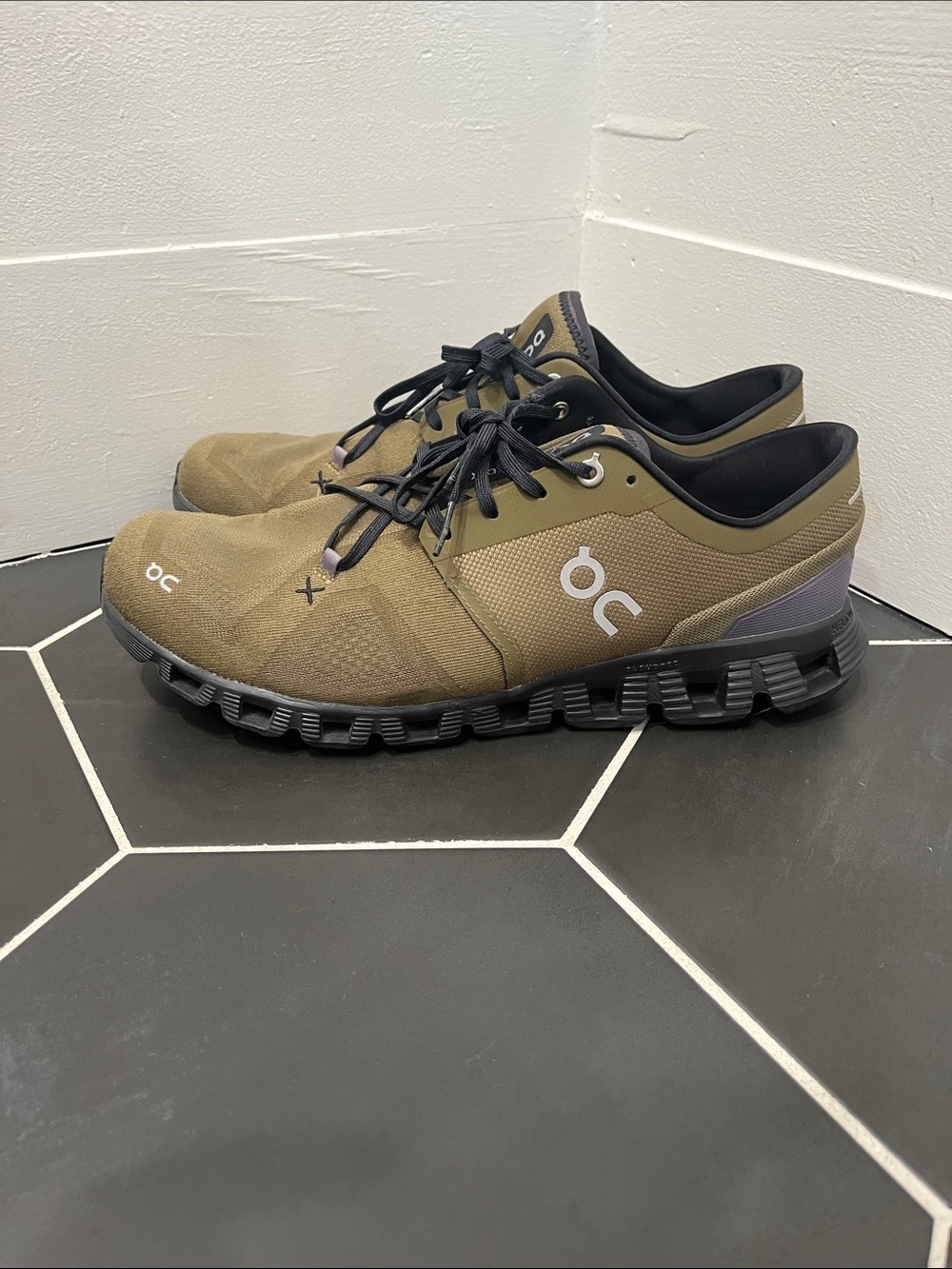 On Running Men's Cloud Sneakers - Olive Green & Black